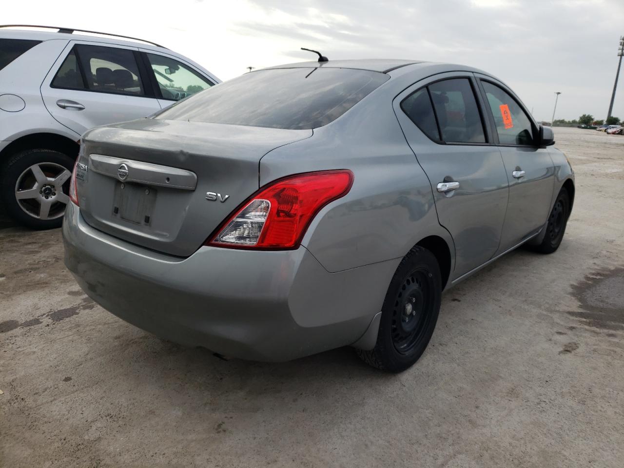 Photo 4 from auction – 2012 NISSAN VERSA S with VIN 3N1CN7AP7CL888839