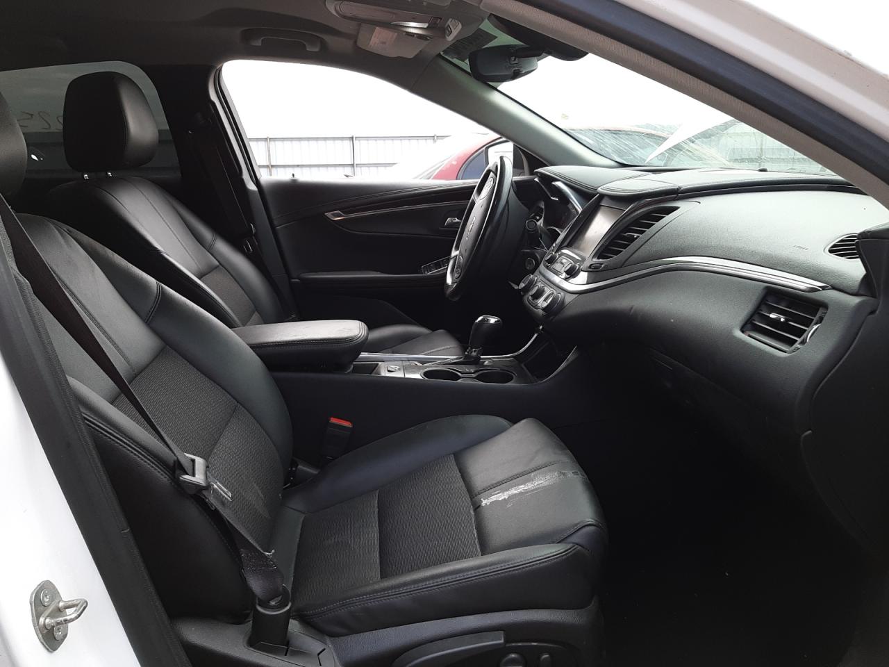 Photo 5 from auction – 2017 CHEVROLET IMPALA LT with VIN 2G1105S32H9138352