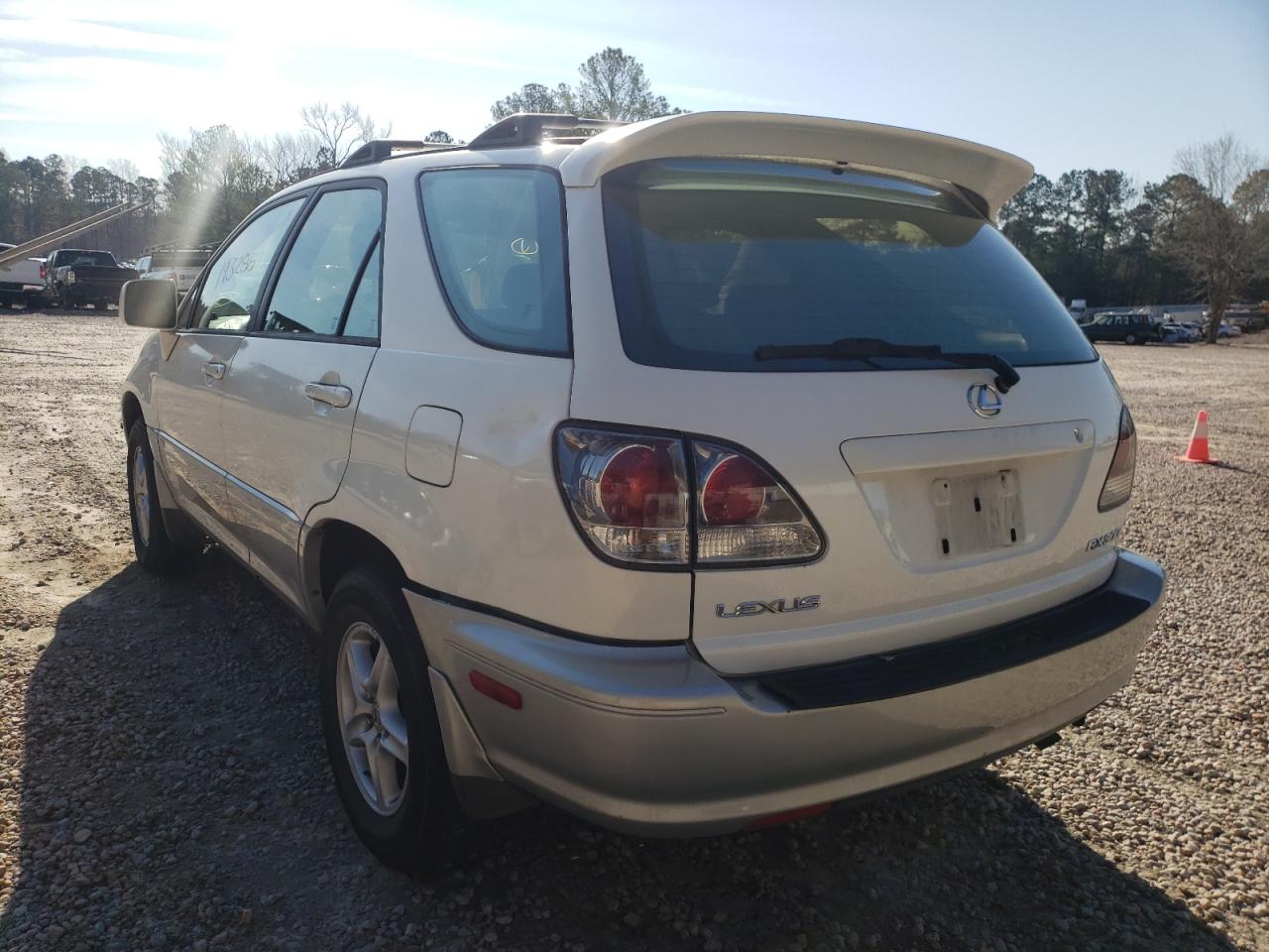 Photo 3 from auction – 2001 LEXUS RX 300 with VIN JTJHF10U210214738