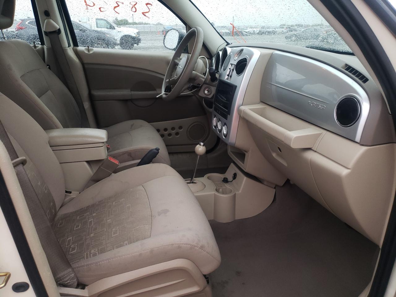 Photo 5 from auction – 2006 CHRYSLER PT CRUISER with VIN 3A4FY58B06T315523