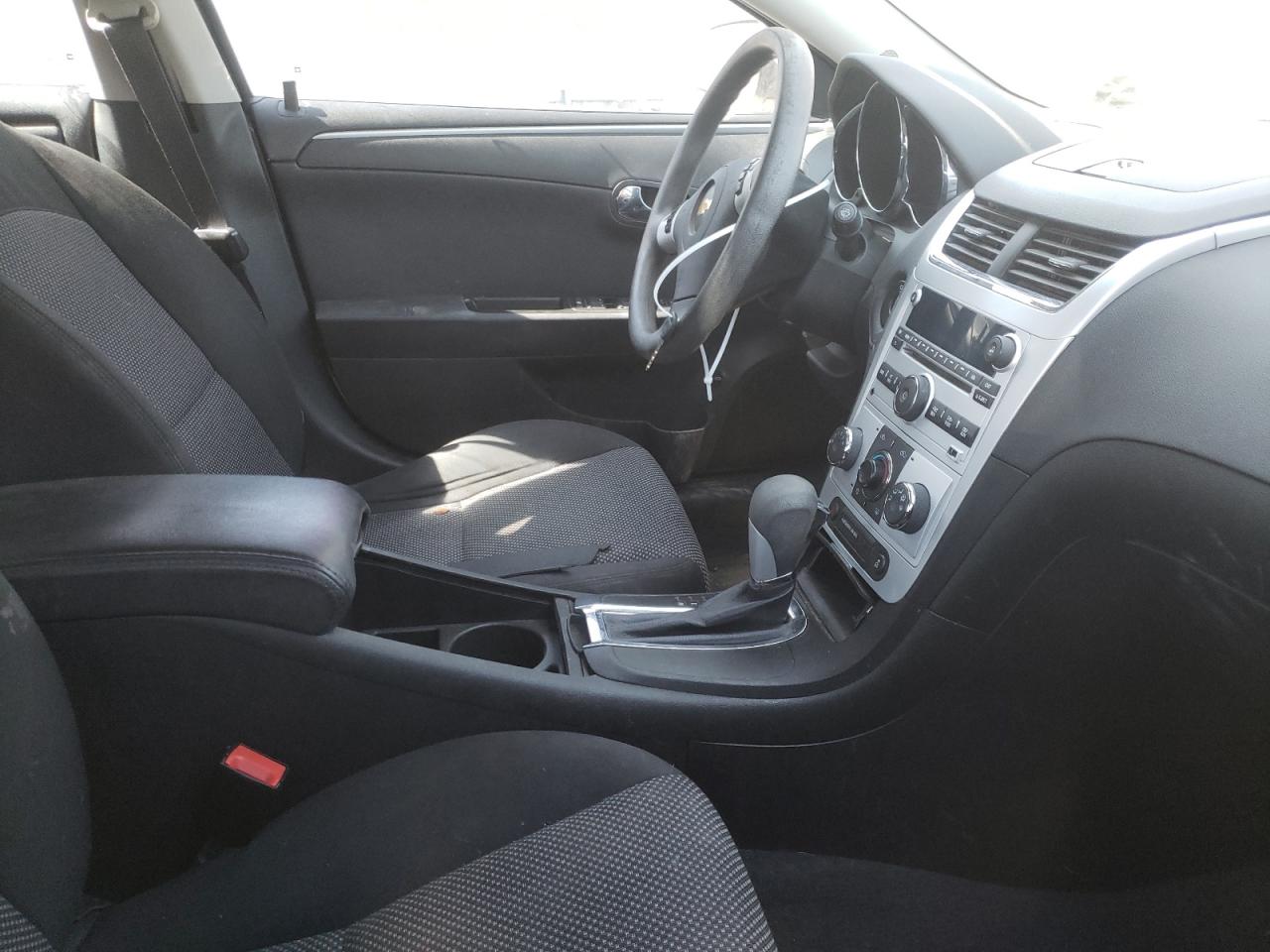 Photo 5 from auction – 2012 CHEVROLET MALIBU 1LT with VIN 1G1ZC5E09CF219683