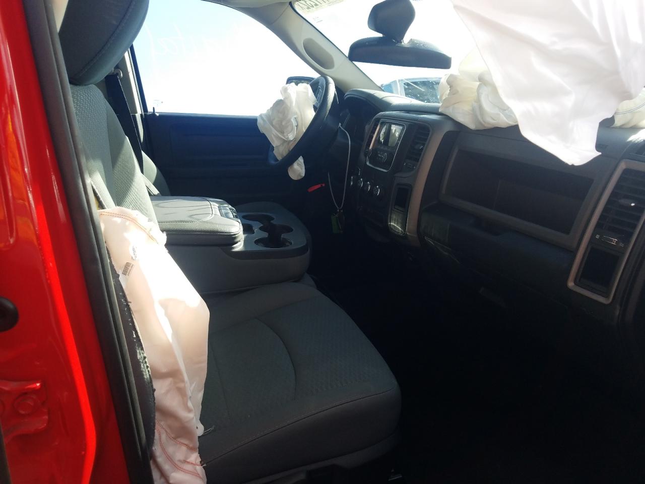 Photo 5 from auction – 2017 RAM 1500 ST with VIN 1C6RR6KG7HS605277