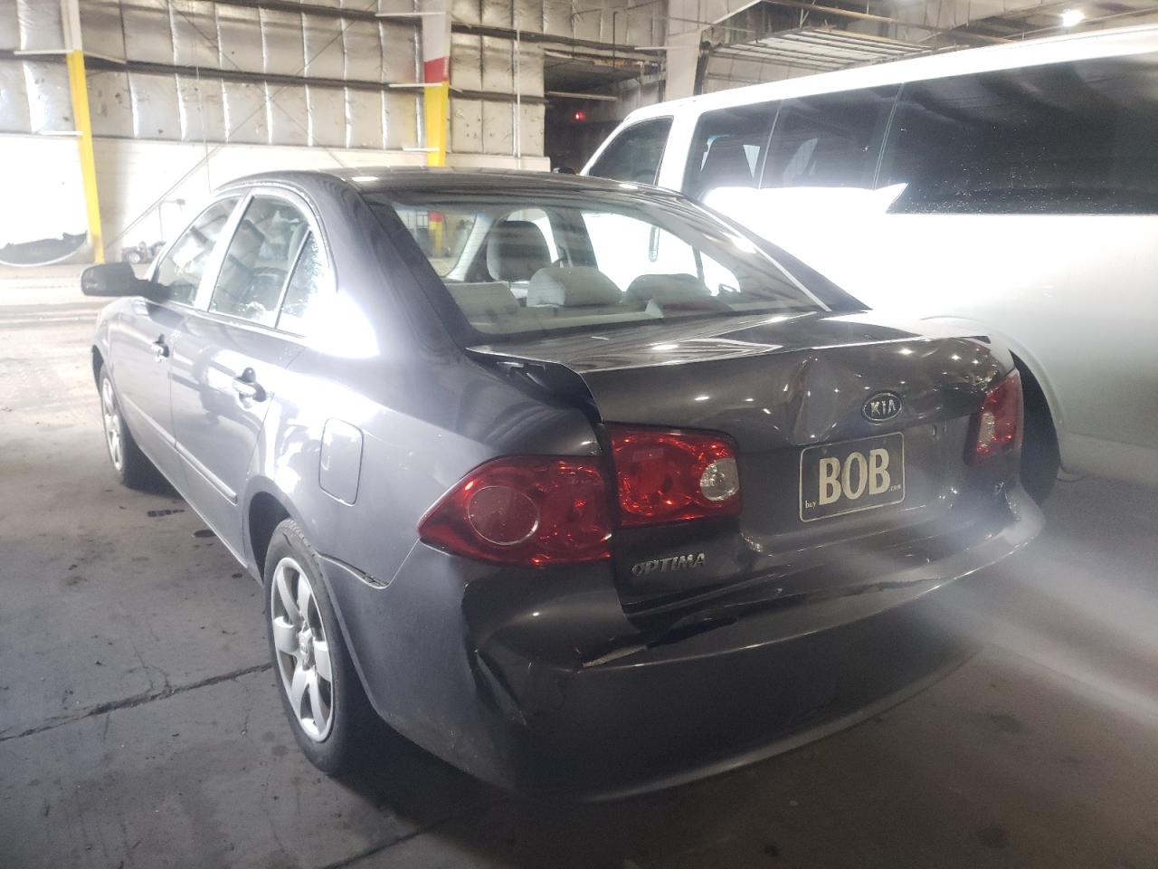 Photo 3 from auction – 2007 KIA OPTIMA LX with VIN KNAGE123775151070