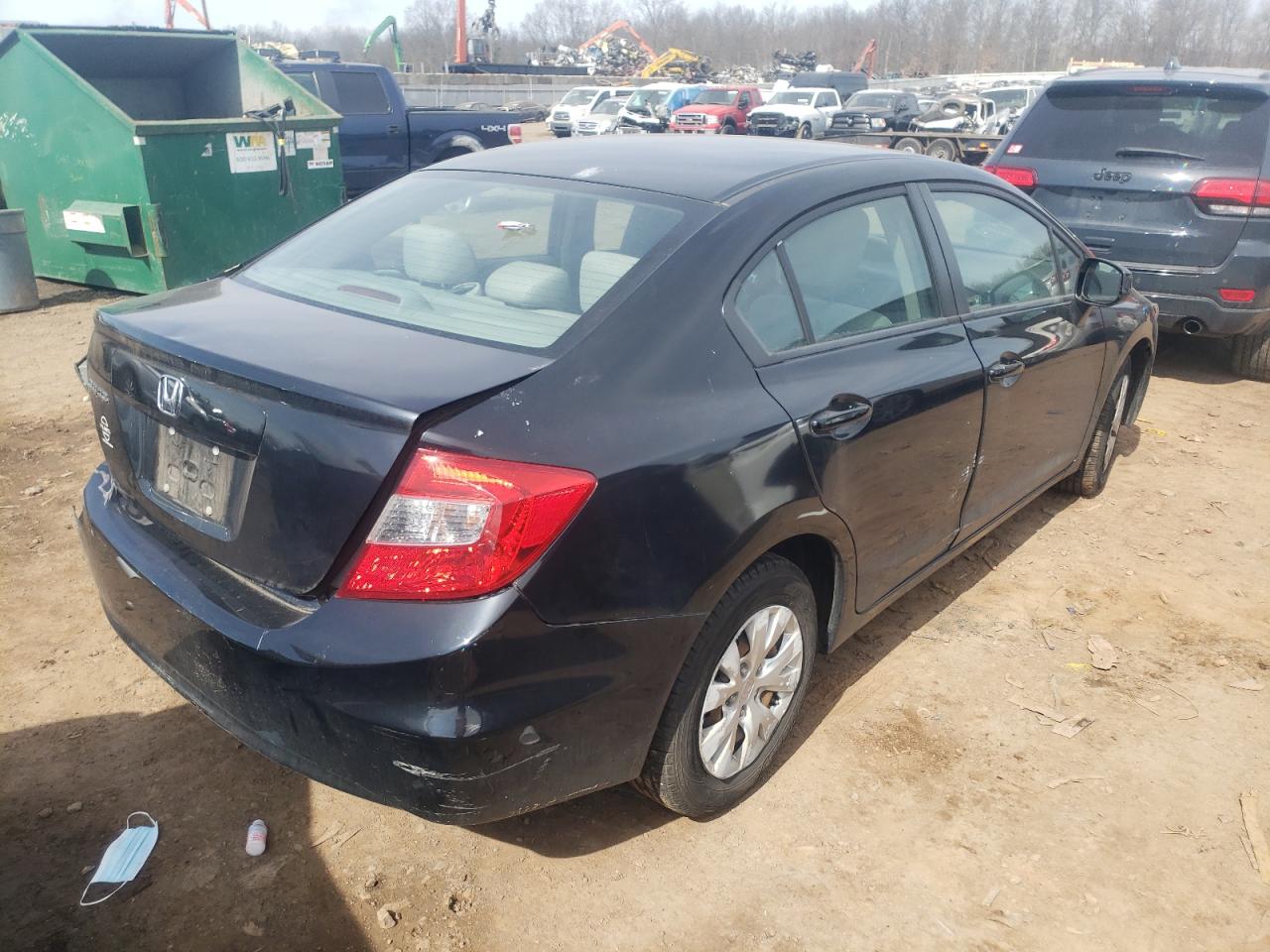 Photo 4 from auction – 2012 HONDA CIVIC LX with VIN 2HGFB2F58CH609941