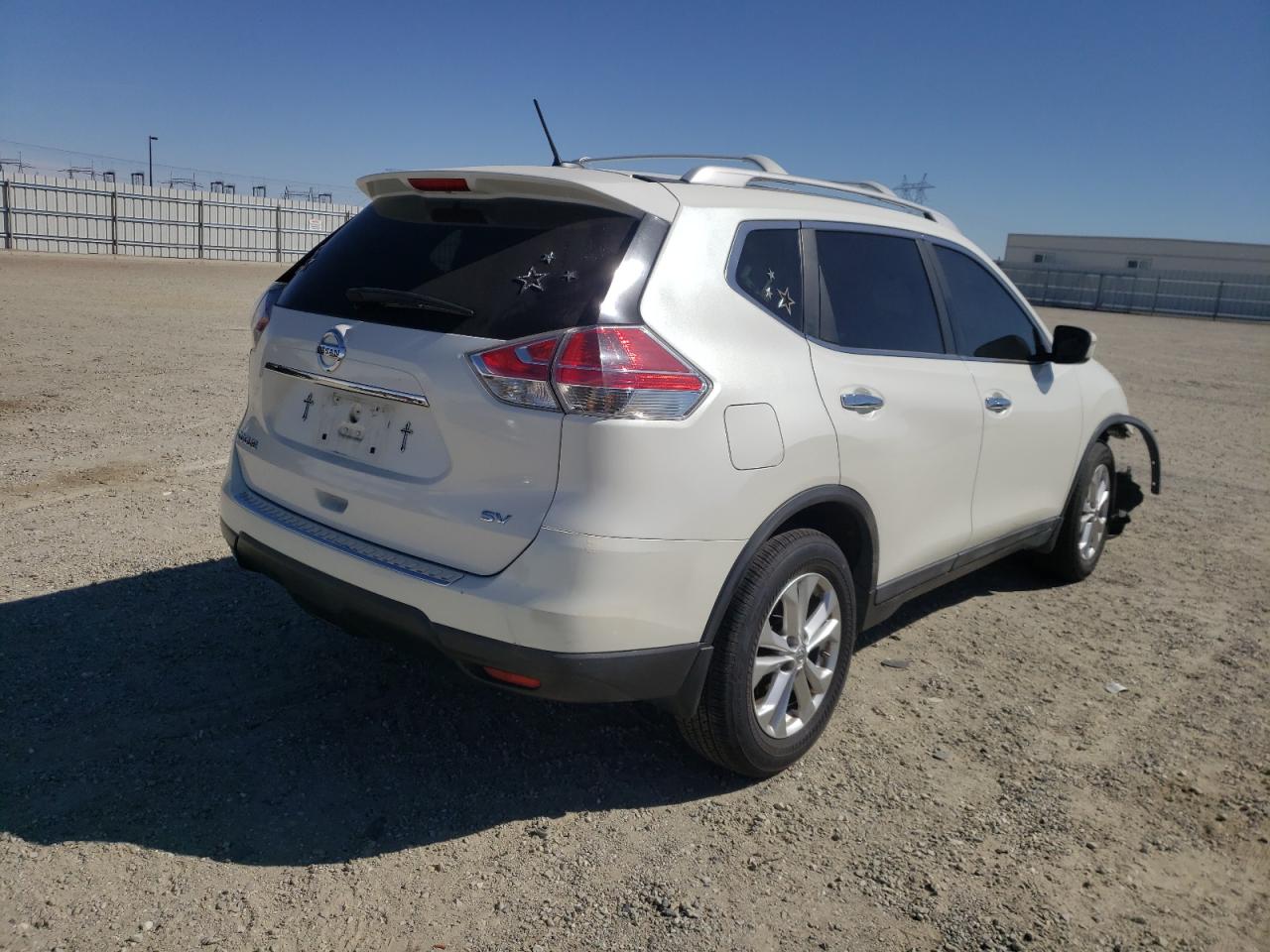 Photo 4 from auction – 2015 NISSAN ROGUE S with VIN 5N1AT2MT2FC895277