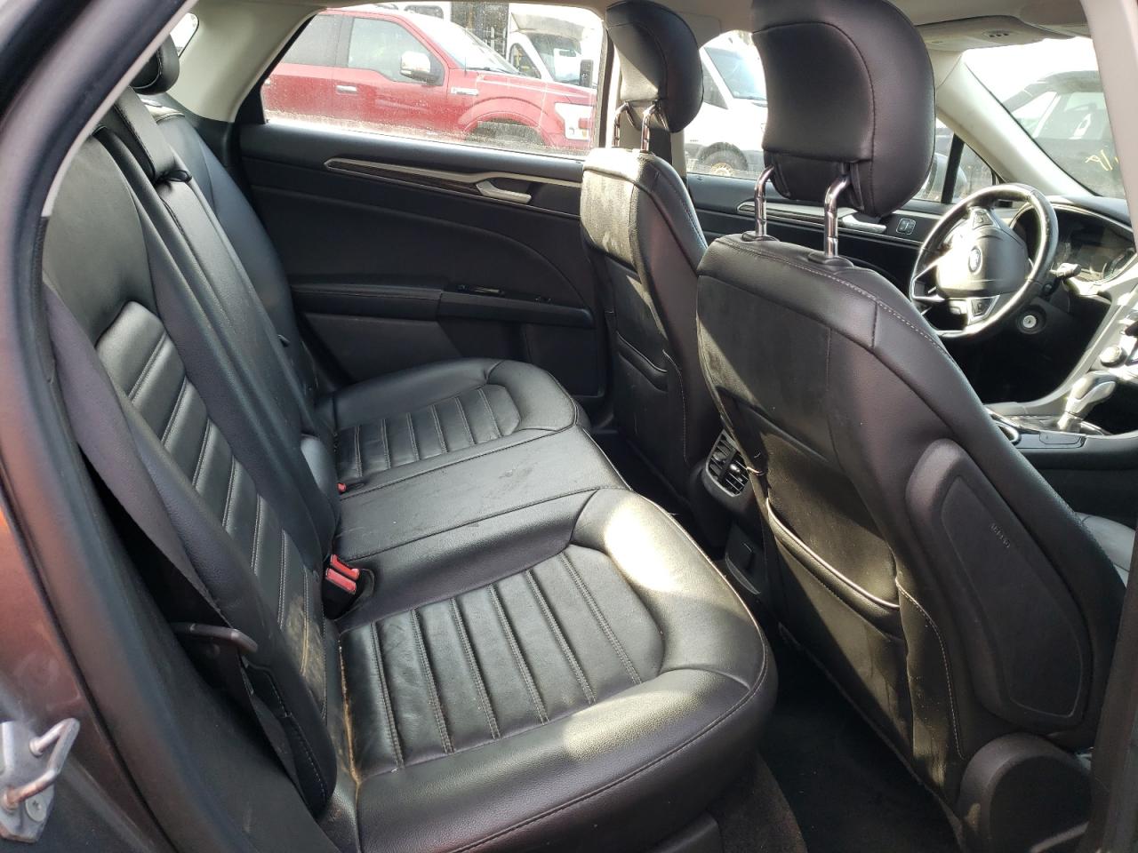 Photo 6 from auction – 2014 FORD FUSION SE with VIN 3FA6P0HD0ER338122