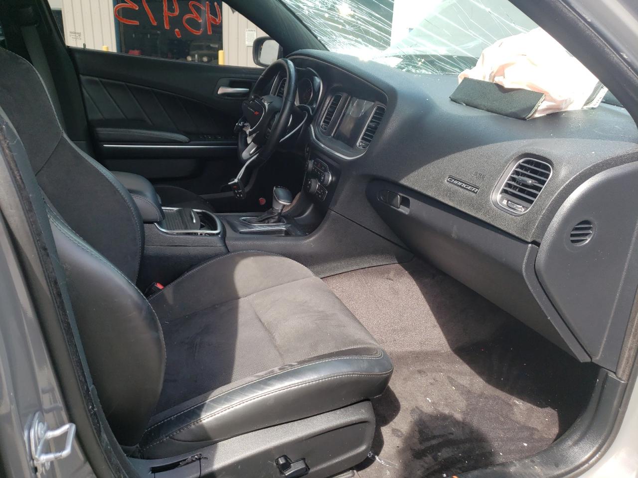 Photo 5 from auction – 2018 DODGE CHARGER R/ with VIN 2C3CDXGJ8JH126018