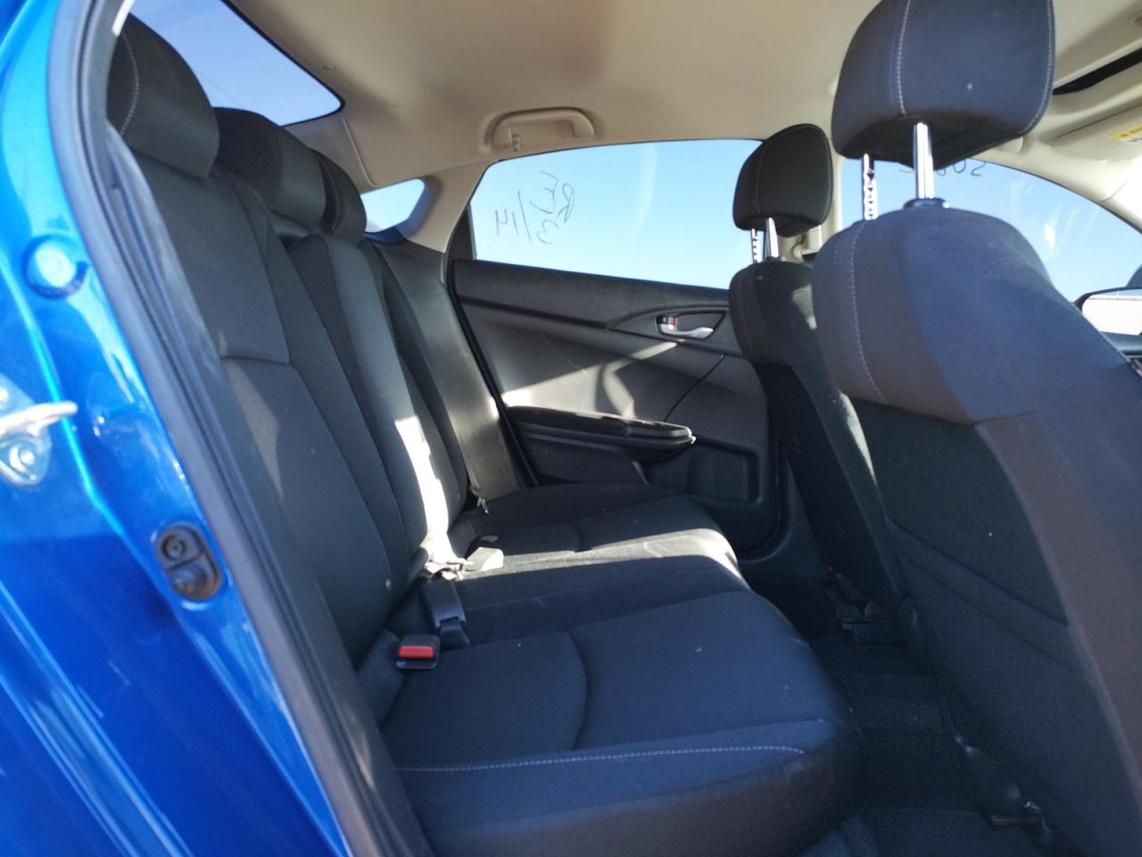 Photo 6 from auction – 2018 HONDA CIVIC EX with VIN JHMFC1F34JX015116