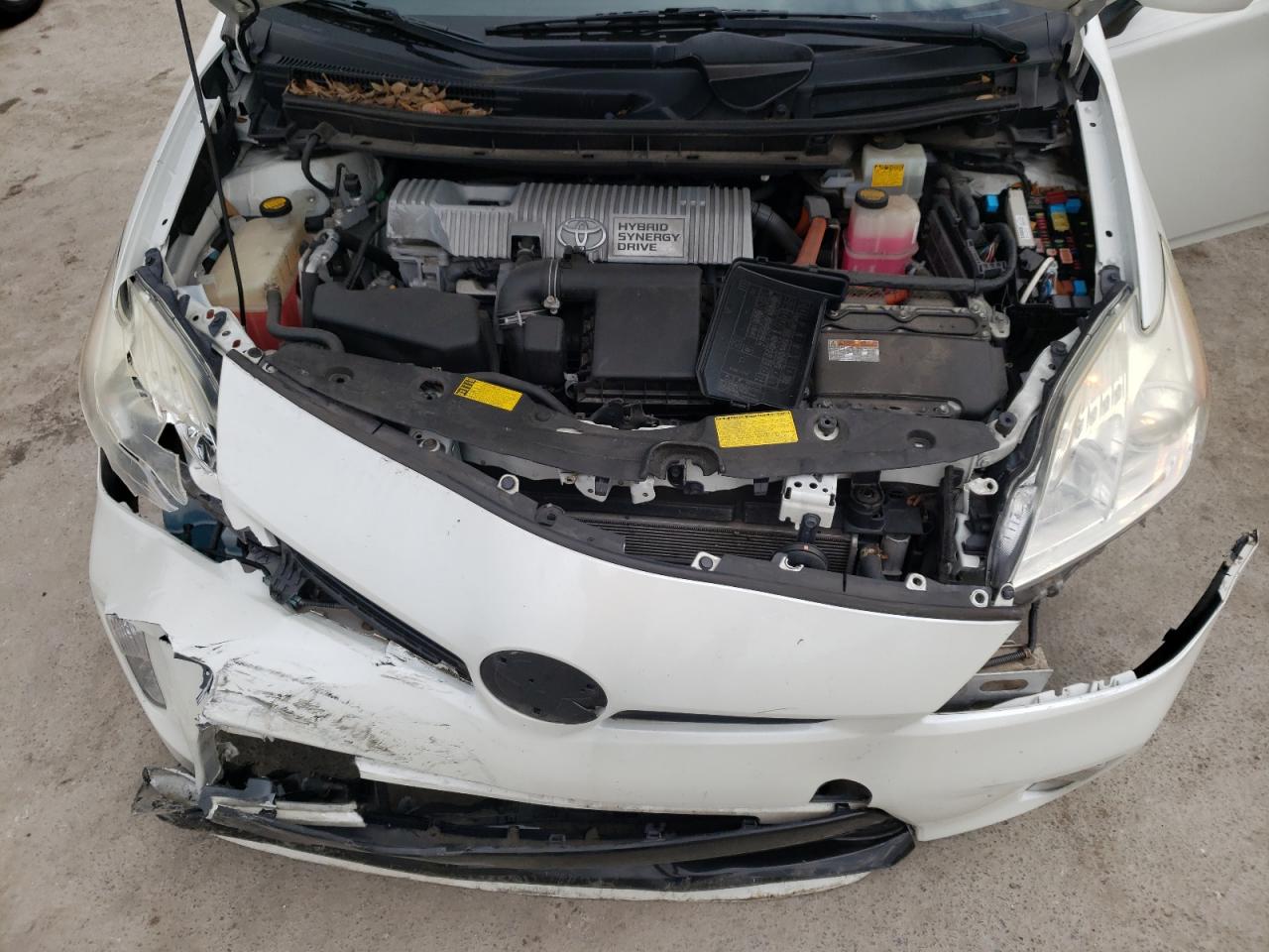 Photo 7 from auction – 2013 TOYOTA PRIUS with VIN JTDKN3DU7D1692377