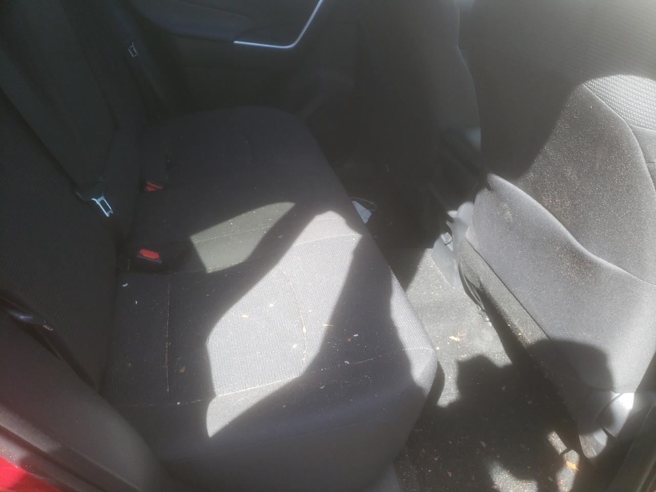 Photo 6 from auction – 2021 TOYOTA RAV4 LE with VIN 2T3F1RFV3MW150068