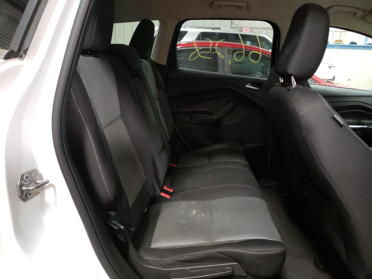 Photo 6 from auction – 2019 FORD ESCAPE SE with VIN 1FMCU0GD2KUC06339