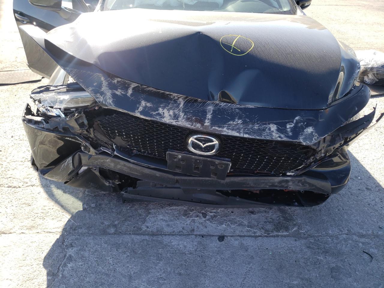 Фото 7 с аукциона – 2020 MAZDA 3 с VIN JM1BPBLMXL1158214