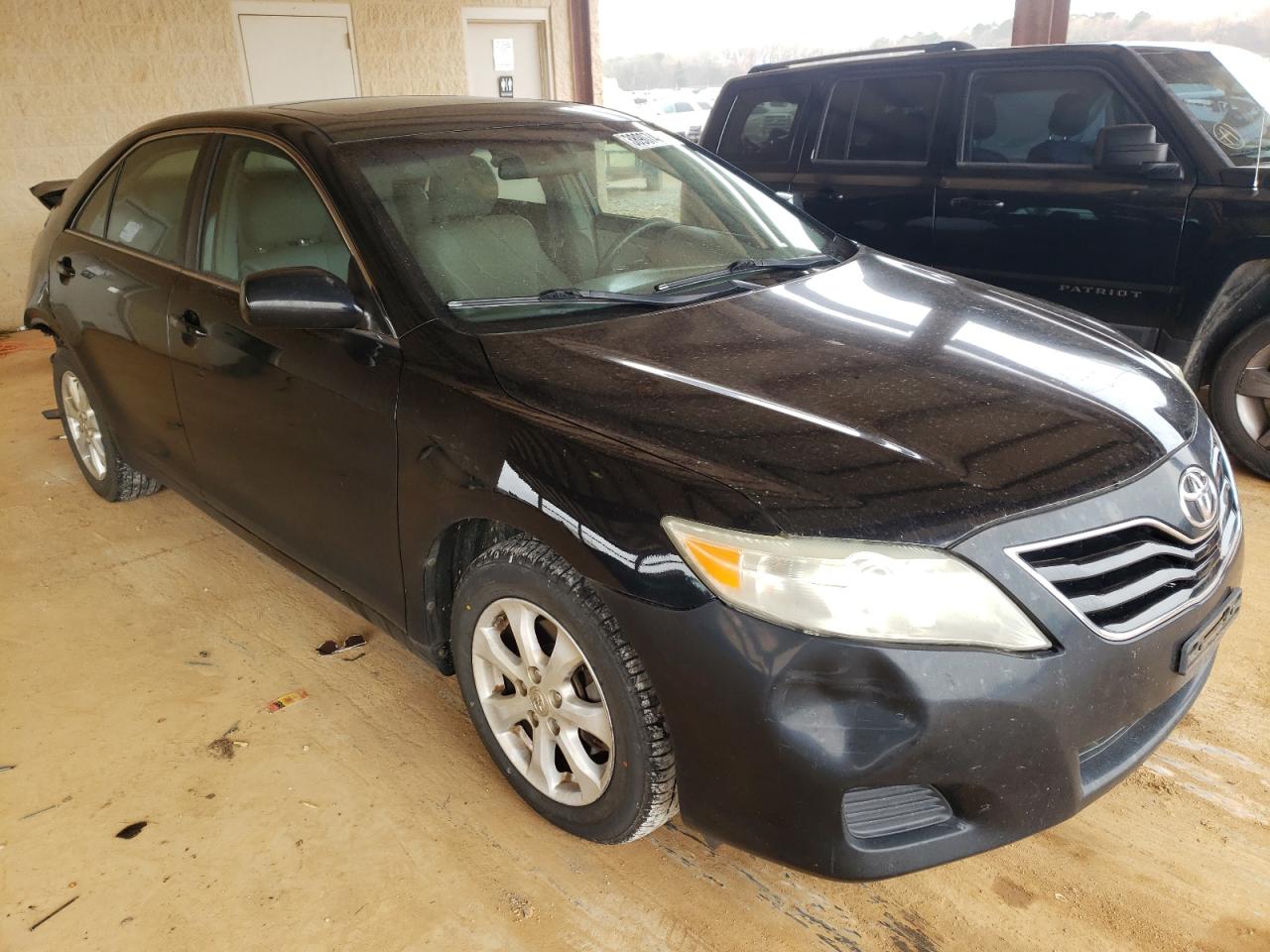 TOYOTA CAMRY BASE 2011 with VIN 4T1BF3EKXBU178136 - Photo from auction