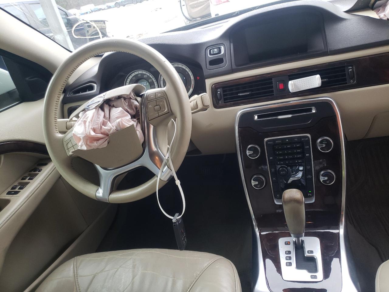 صورة رقم 9 من المزاد - 2012 VOLVO S80 3.2 مع VIN YV1952AS5C1152773