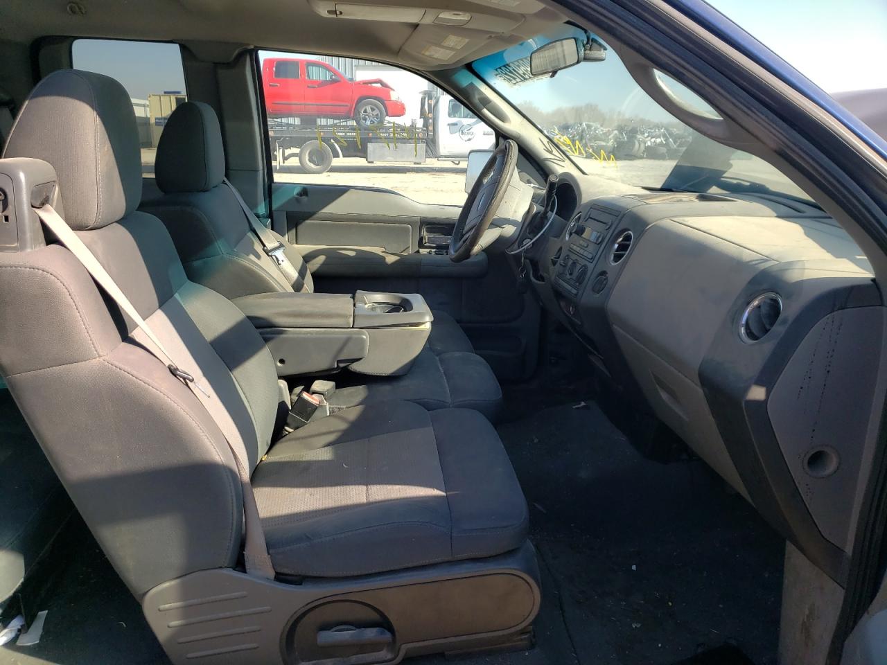Photo 5 from auction – 2007 FORD F150 with VIN 1FTPX12V37FB91154