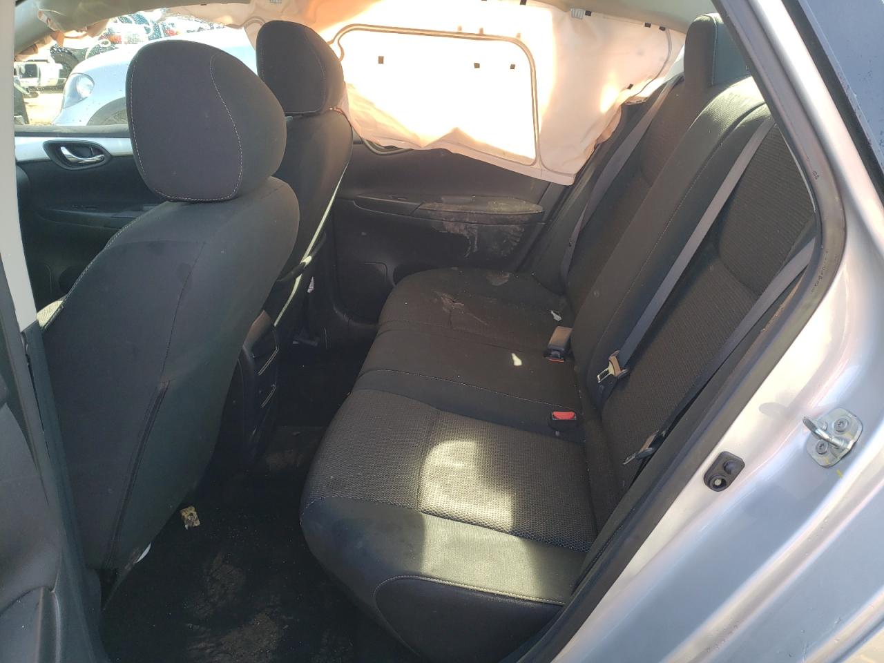 Photo 6 from auction – 2019 NISSAN SENTRA S with VIN 3N1AB7AP7KY367136