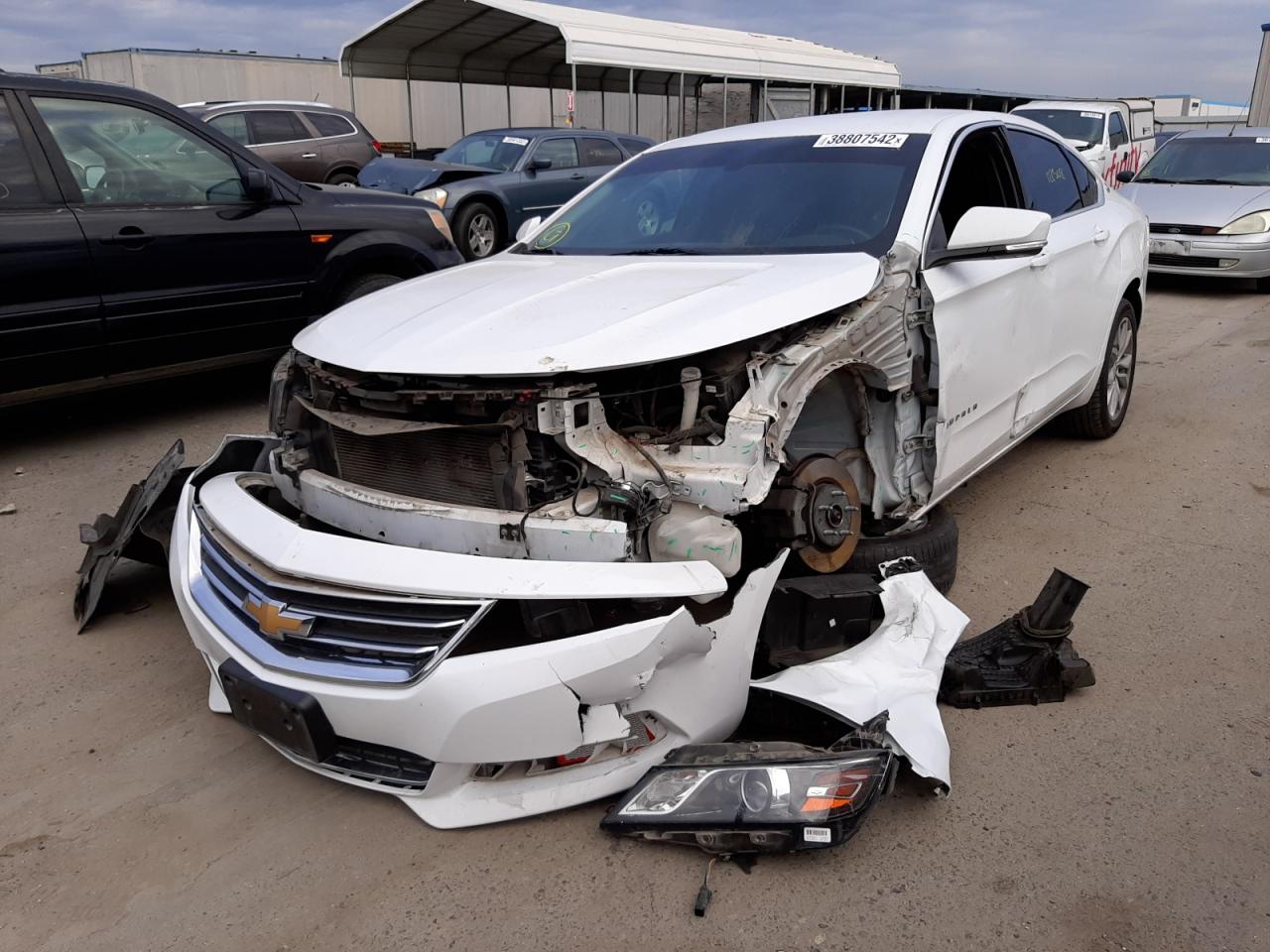 Photo 2 from auction – 2017 CHEVROLET IMPALA LT with VIN 2G1105S32H9138352