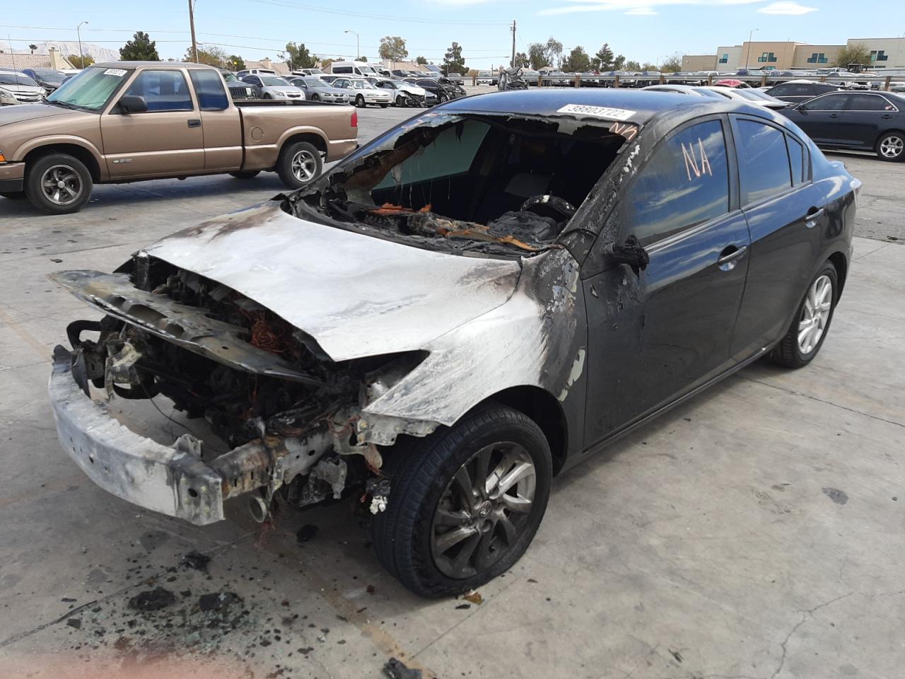 Фото 2 с аукциона – 2012 MAZDA 3 I с VIN JM1BL1V80C1528463