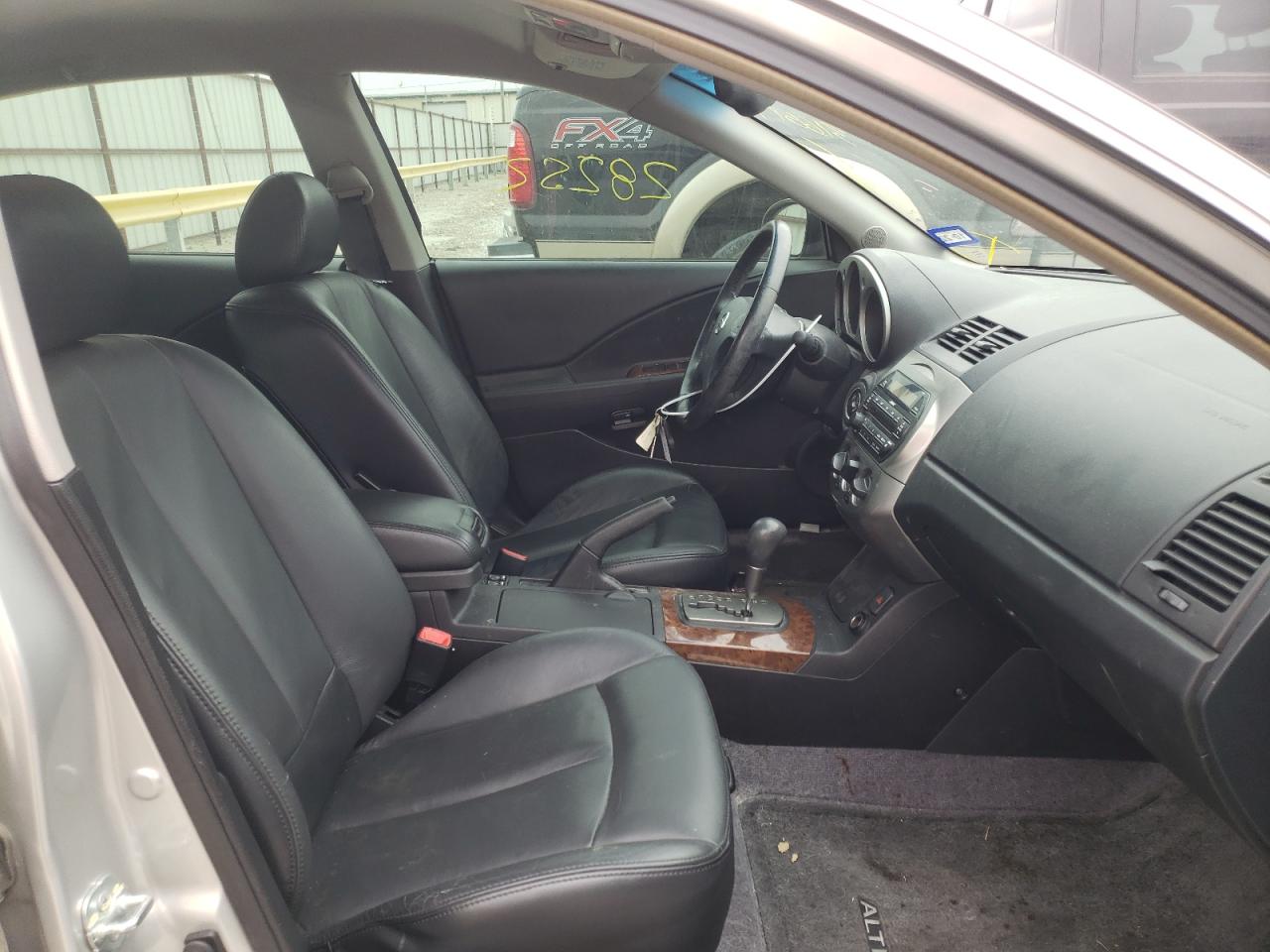 Foto 5 de la subasta – 2003 NISSAN ALTIMA BAS con VIN 1N4AL11D33C316617