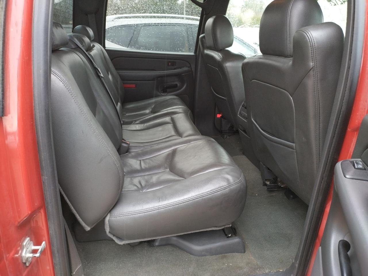 Photo 6 from auction – 2004 CHEVROLET SILVERADO with VIN 2GCEK13T841331141