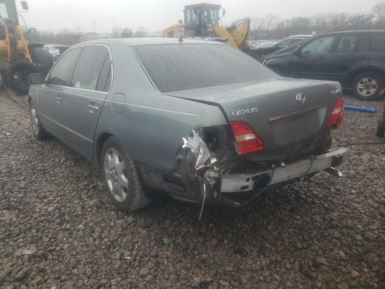 Photo 3 from auction – 2003 LEXUS LS 430 with VIN JTHBN30F330103416