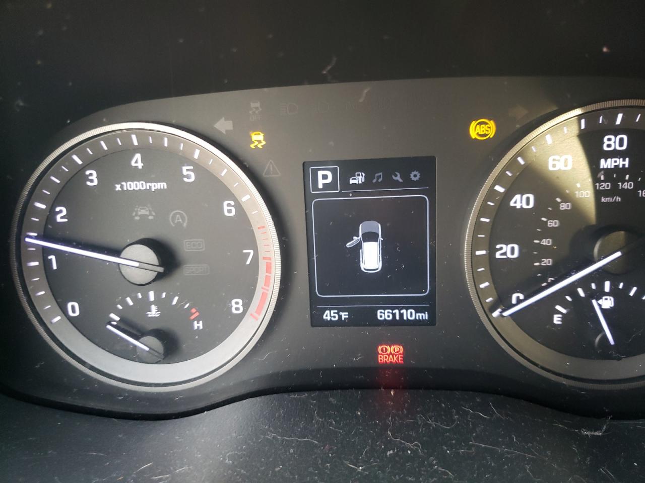 Photo 8 from auction – 2017 HYUNDAI TUCSON LIM with VIN KM8J3CA46HU566677