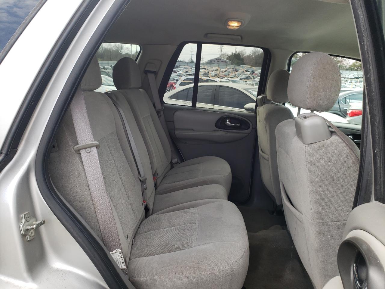 Photo 6 from auction – 2007 CHEVROLET TRAILBLAZE with VIN 1GNDT13S572152521