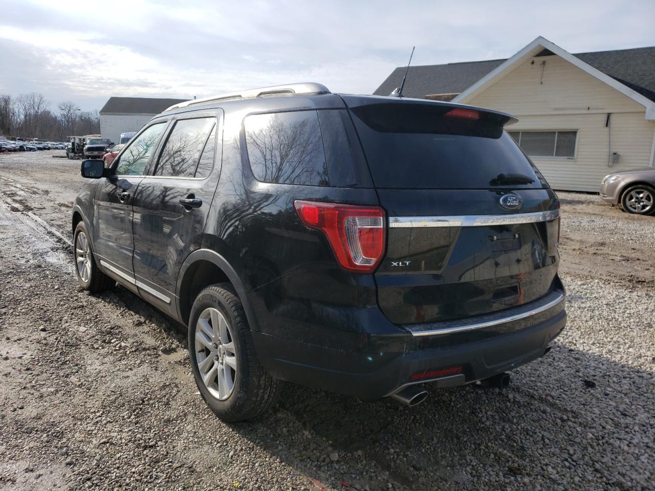 Photo 3 from auction – 2018 FORD EXPLORER X with VIN 1FM5K8D8XJGC04145
