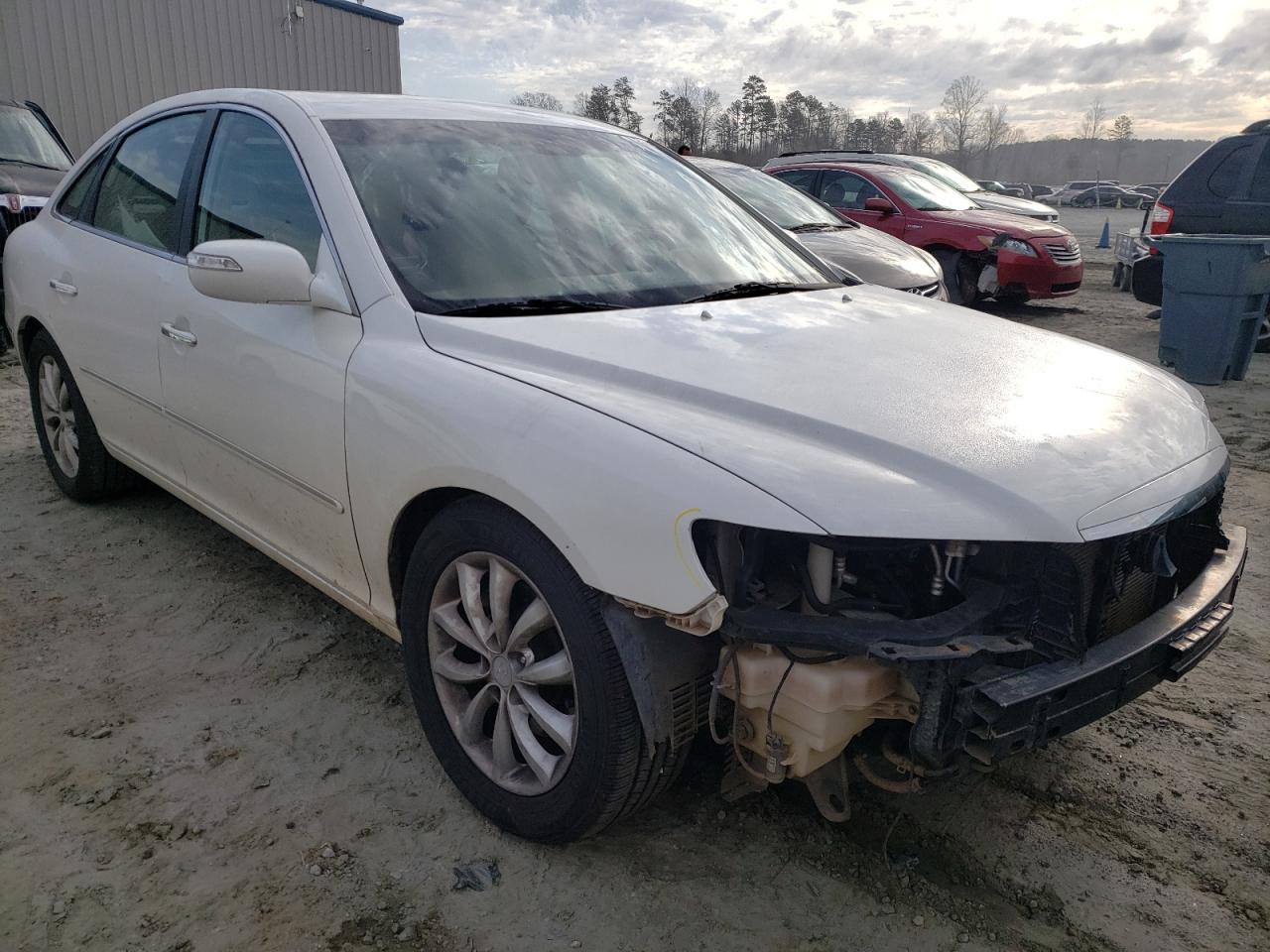 Photo 1 from auction – 2008 HYUNDAI AZERA SE with VIN KMHFC46FX8A272321