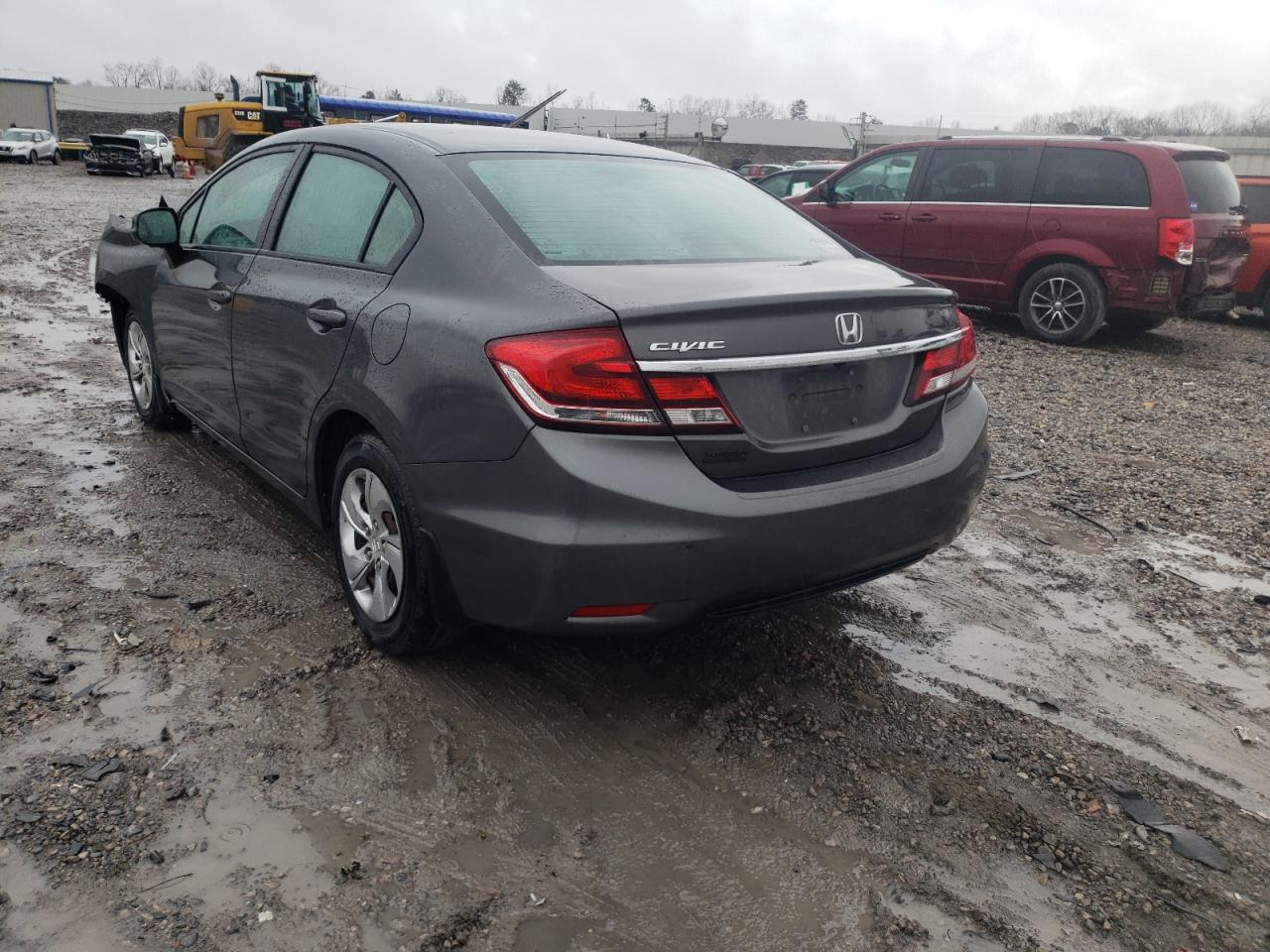Photo 3 from auction – 2013 HONDA CIVIC LX with VIN 2HGFB2F51DH564147