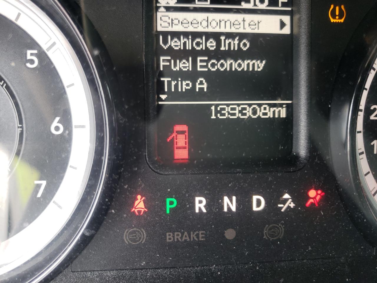 Photo 18 from auction – 2018 RAM 1500 ST with VIN 1C6RR6KT2JS132181