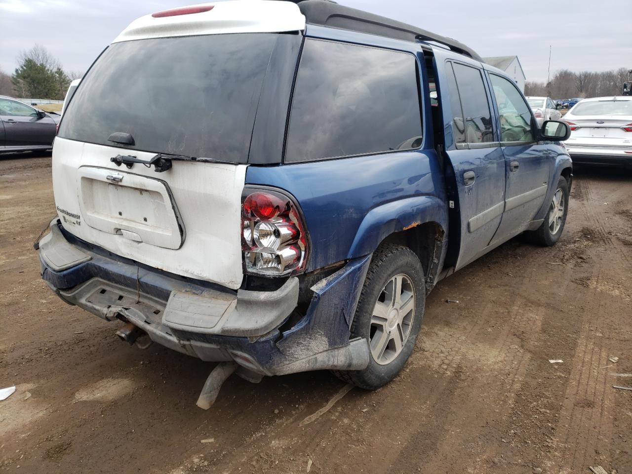 Photo 4 from auction – 2005 CHEVROLET TRAILBLAZE with VIN 1GNET16S056141058
