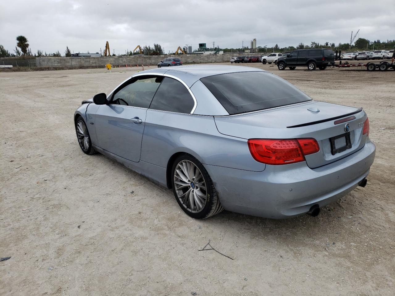 Photo 3 from auction – 2011 BMW 335 I with VIN WBADX7C57BE581402