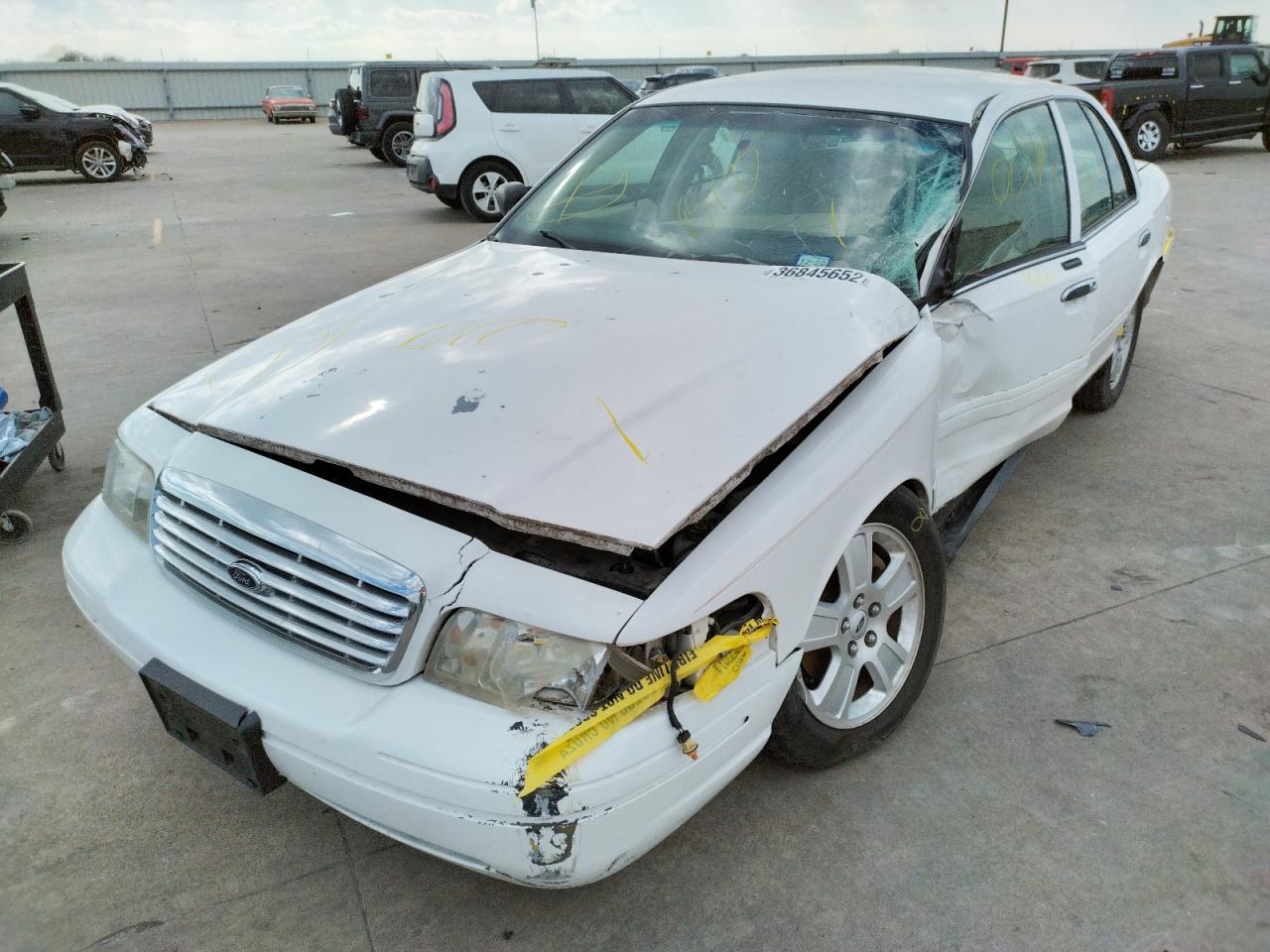 Photo 10 from auction – 2007 FORD CROWN VICT with VIN 2FAHP74V37X133527