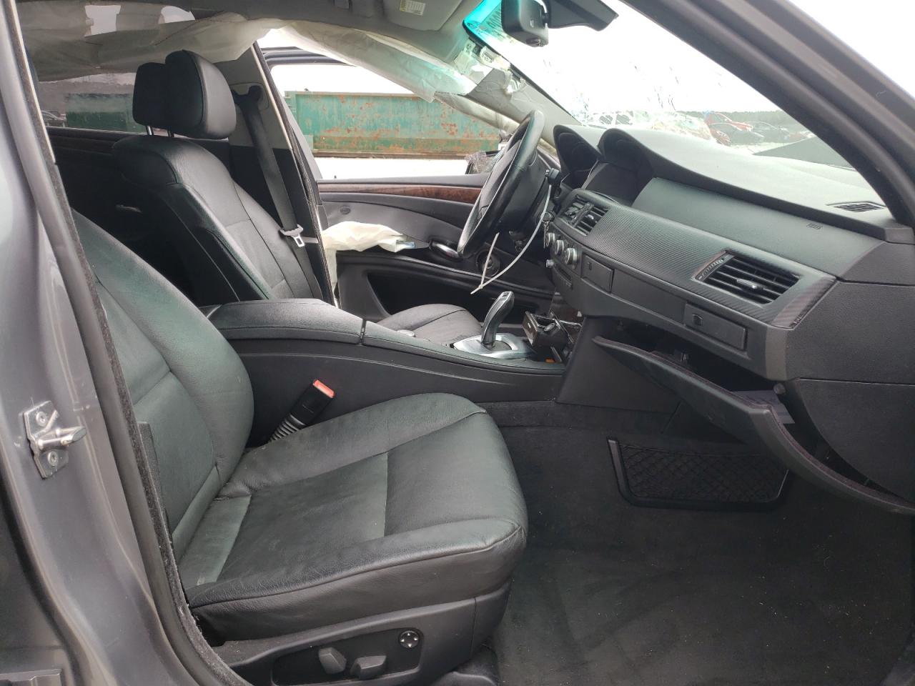 Photo 5 from auction – 2010 BMW 528 XI with VIN WBANV1C57AC158191