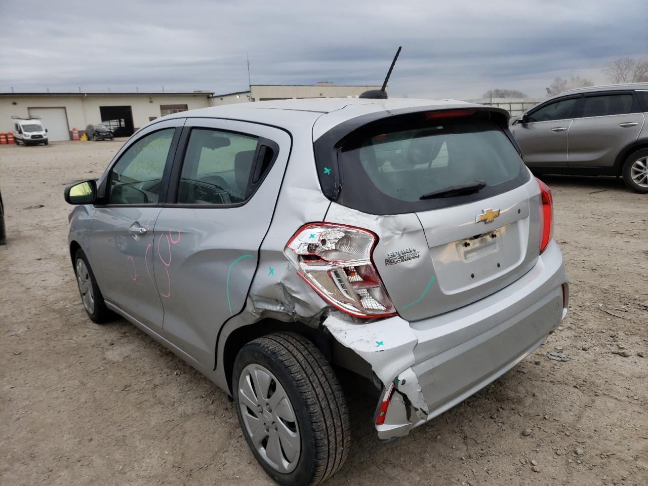 Фото 3 с аукциона – 2017 CHEVROLET SPARK LS с VIN KL8CB6SA3HC832032