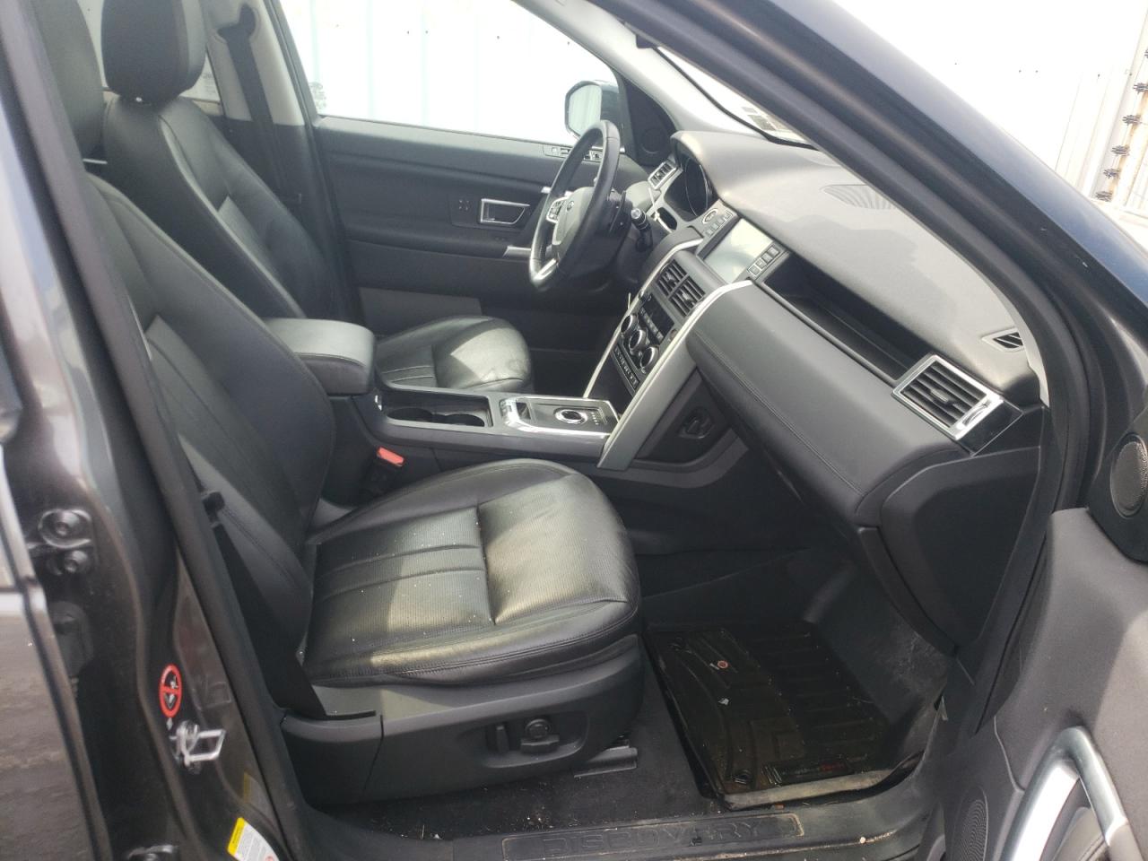 Photo 5 from auction – 2018 LAND ROVER DISCOVERY with VIN SALCR2RX0JH770886