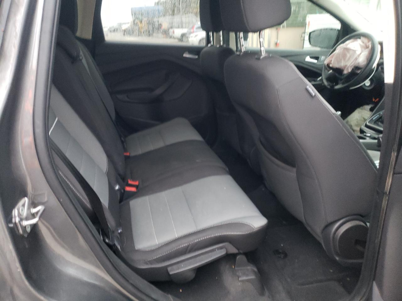 Photo 6 from auction – 2013 FORD ESCAPE SE with VIN 1FMCU0GX0DUC12010