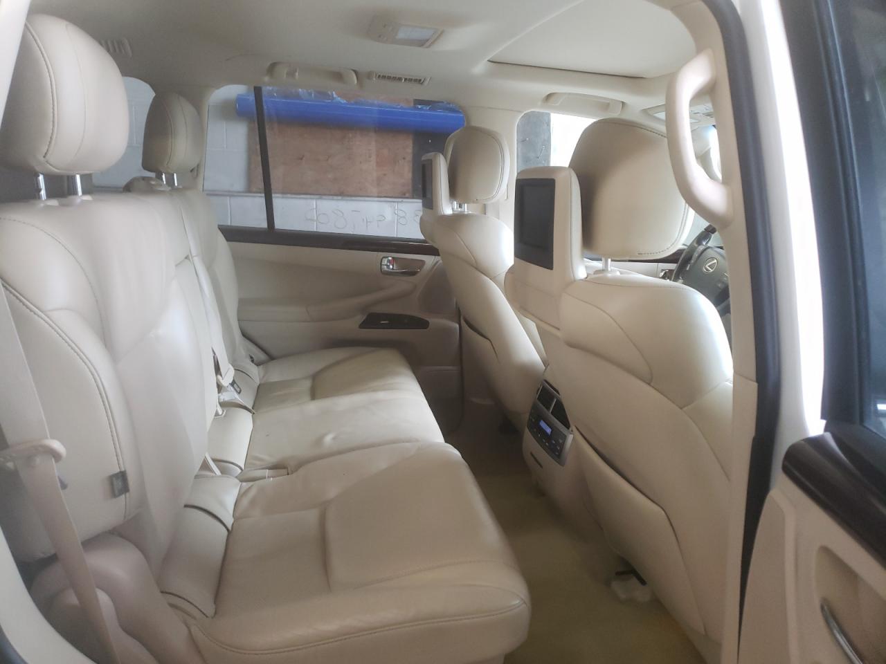 Photo 6 from auction – 2013 LEXUS LX 570 with VIN JTJHY7AX5D4100347