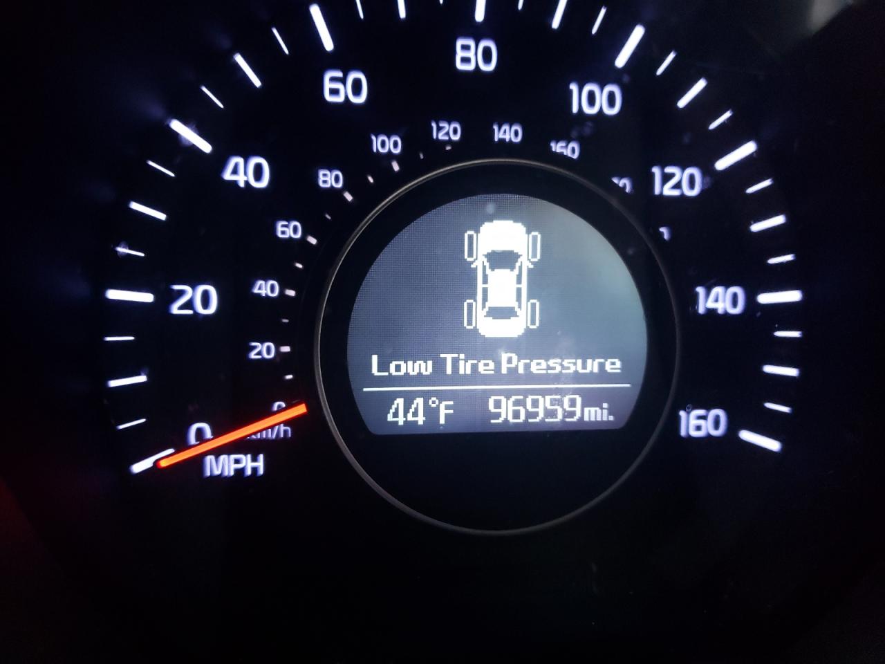 Photo 8 from auction – 2015 KIA OPTIMA LX with VIN 5XXGM4A73FG510663