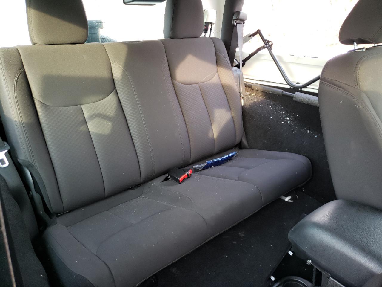 Photo 6 from auction – 2014 JEEP WRANGLER S with VIN 1C4AJWAGXEL313076