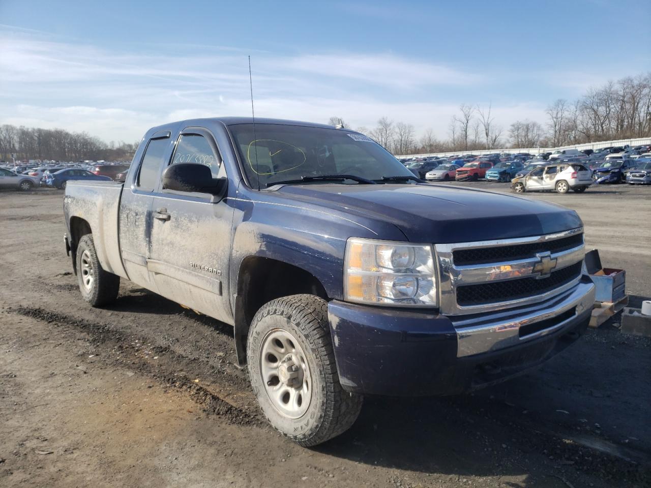 Photo 1 from auction – 2011 CHEVROLET SILVERADO with VIN 1GCRKREA7BZ425334