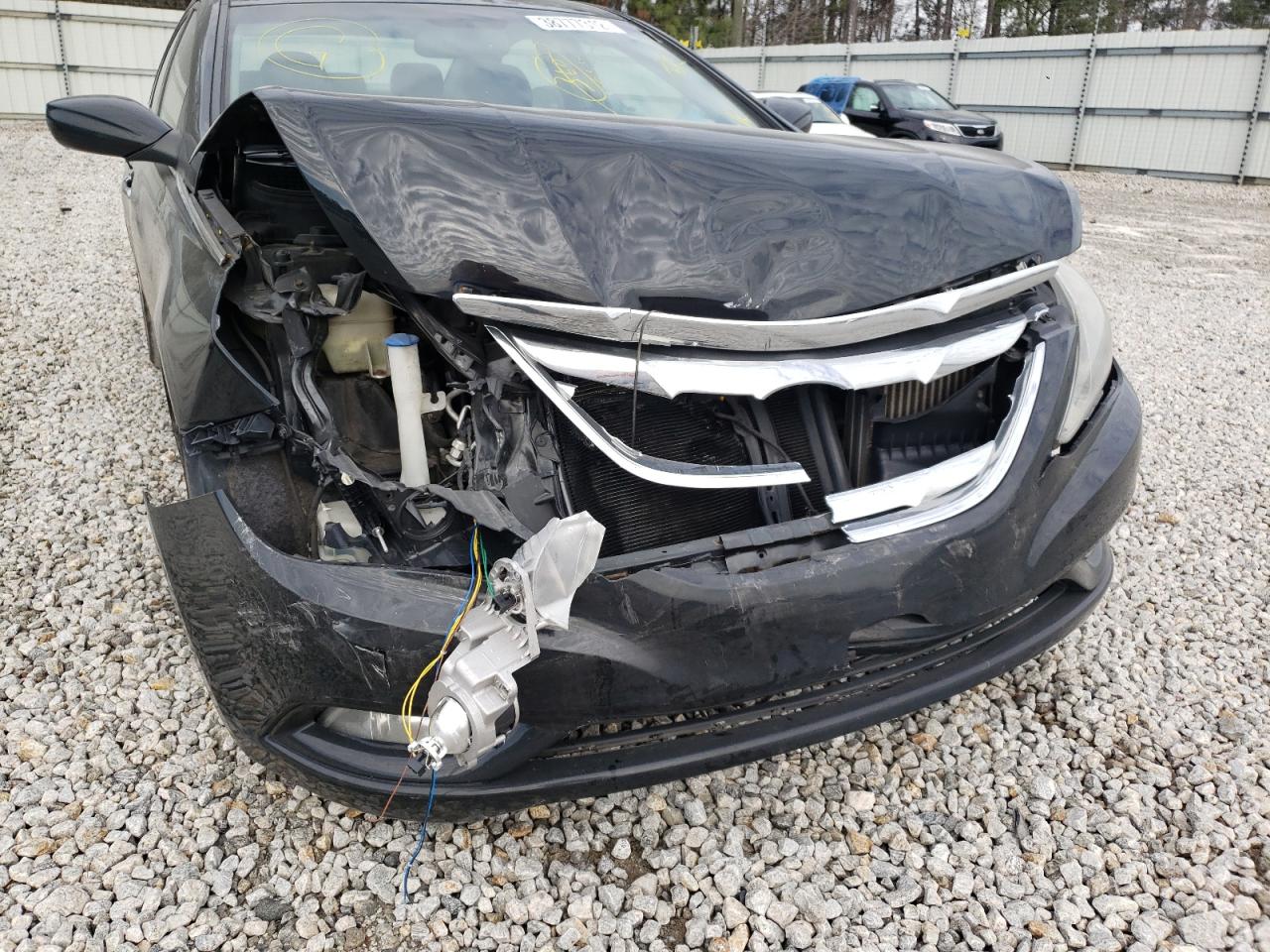 Photo 9 from auction – 2011 HYUNDAI SONATA SE with VIN 5NPEC4AB5BH149255