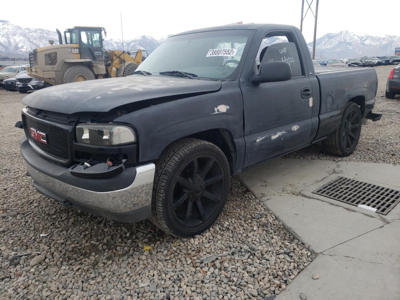 Photo 2 from auction – 2002 GMC NEW SIERRA with VIN 1GTEC14W12Z211630