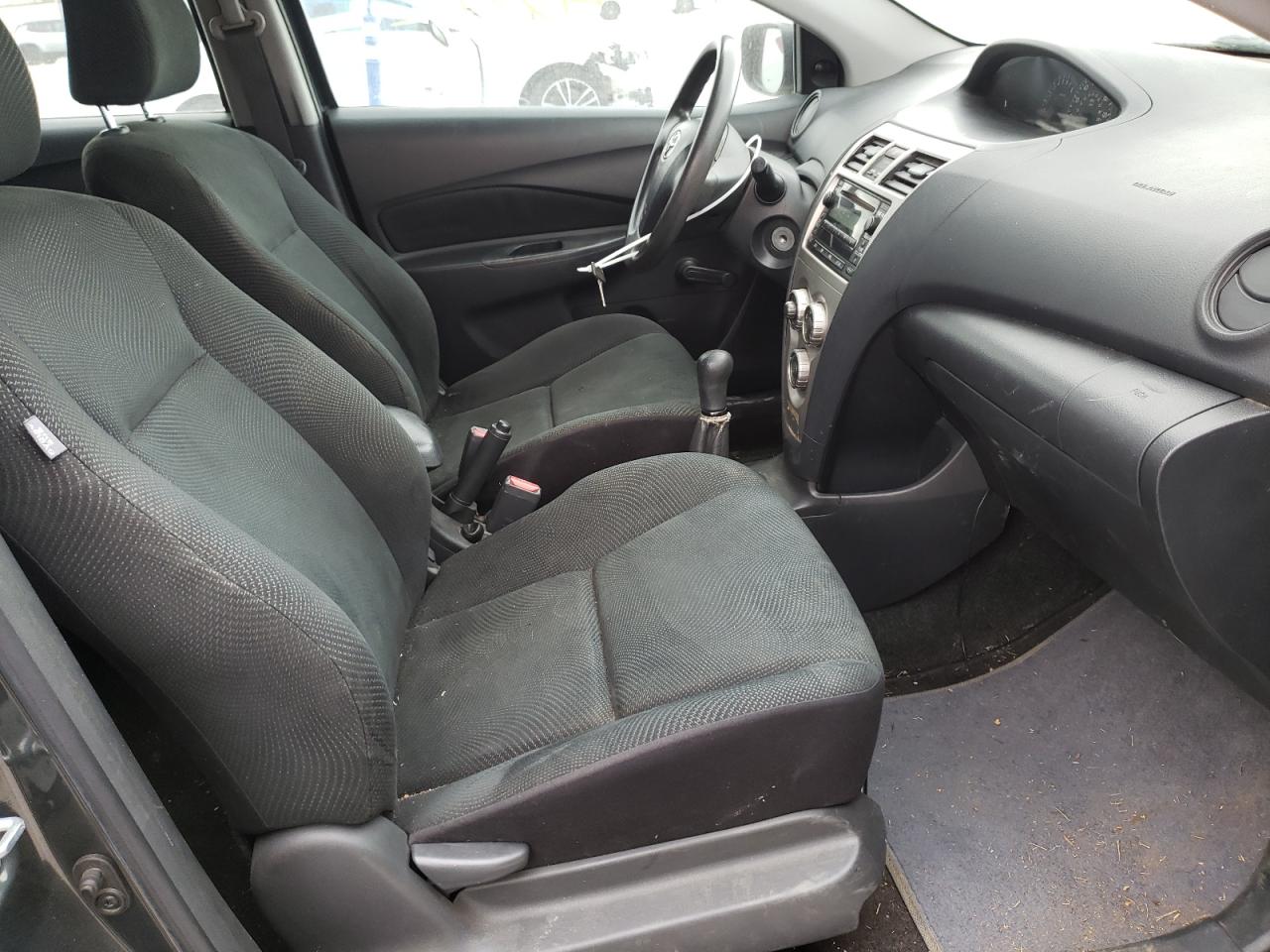 Photo 5 from auction – 2009 TOYOTA YARIS with VIN JTDBT903891315134