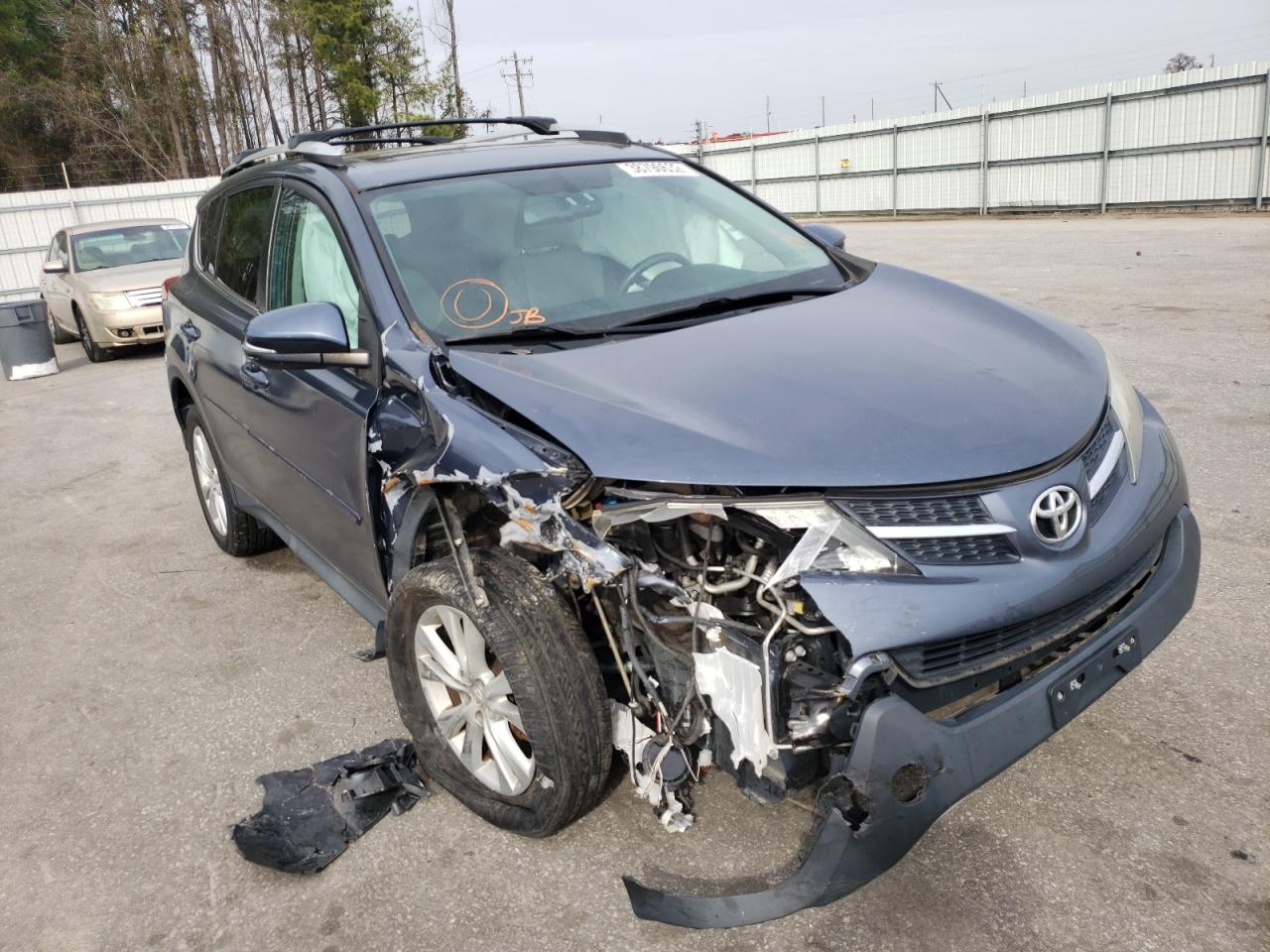 TOYOTA RAV4 LIMIT 2014 with VIN 2T3DFREV1EW154910 - Photo from auction