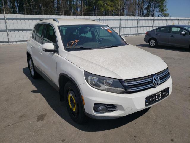 Photo 4 from auction – 2013 VOLKSWAGEN TIGUAN S with VIN WVGAV3AX5DW571663