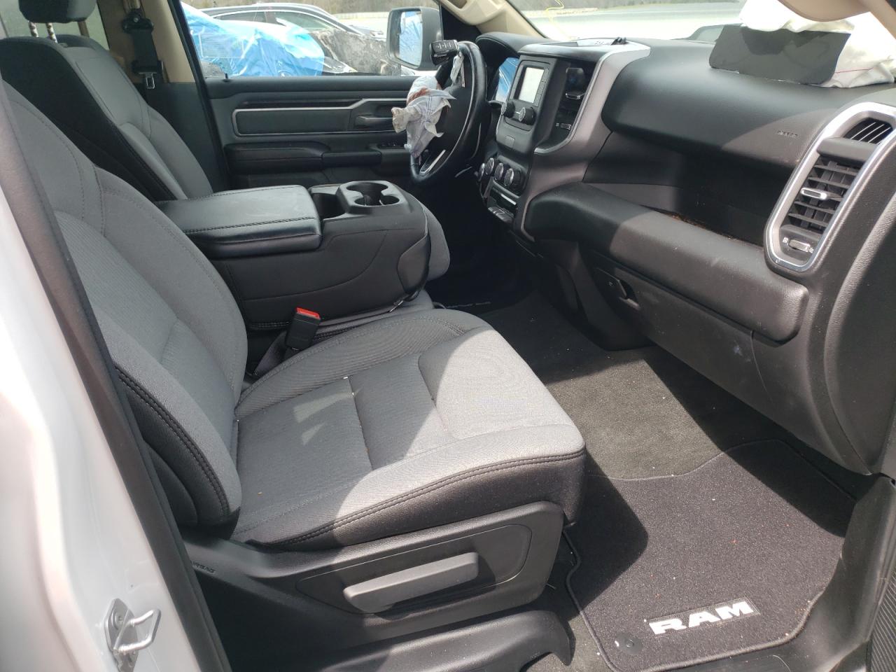Photo 5 from auction – 2019 RAM 1500 BIG H with VIN 1C6RRFBG5KN892561