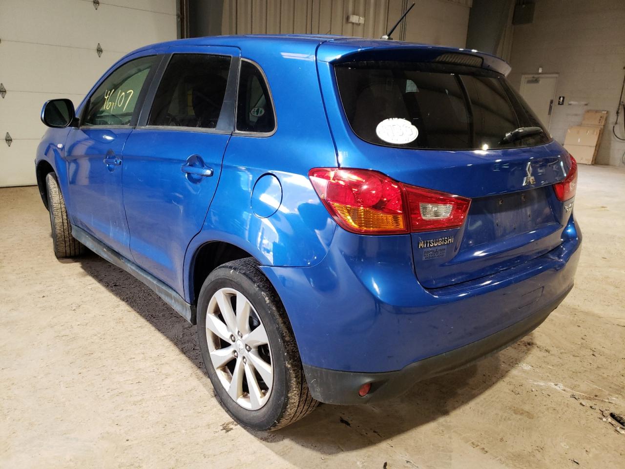 Photo 3 from auction – 2015 MITSUBISHI OUTLANDER with VIN 4A4AR3AUXFE050549