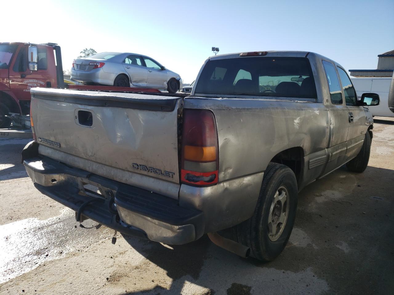 Photo 4 from auction – 2000 CHEVROLET SILVERADO with VIN 1GCEC19T5YZ156784